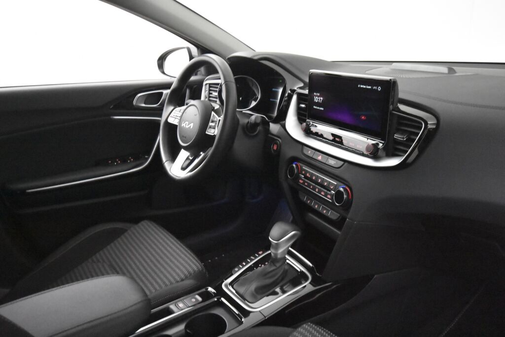 KIA XCEED 2023 1,6 GDI Plug-In Hybrid EX DCT Facelift / Tehdastakuu / ACC / Led ajovalot / Lämmitettävä ohjauspyörä - RAHOITUS TÄHÄN AUTOON VAIN 3.99% - 