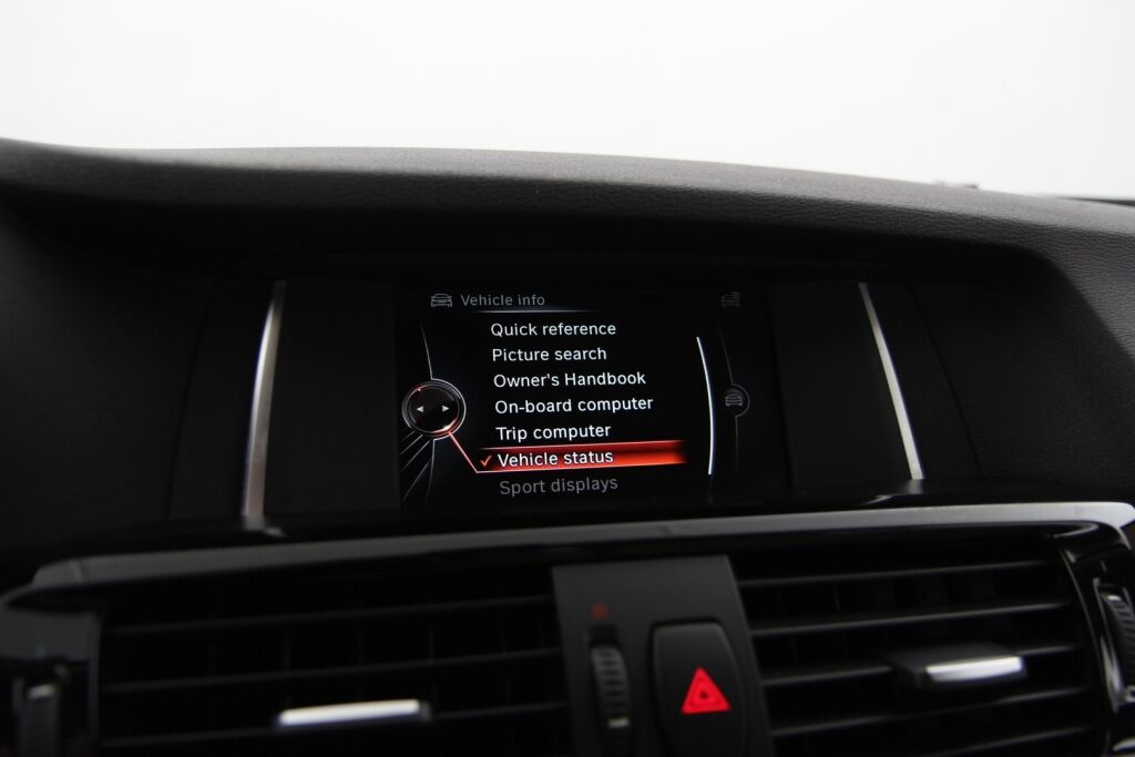 BMW X3 2014 F25 xDrive20d TwinPower Turbo A / HiFi / Nahat / Kamera / Vetokoukku