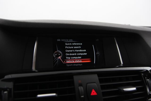 BMW X3 2014 F25 xDrive20d TwinPower Turbo A / HiFi / Nahat / Kamera / Vetokoukku