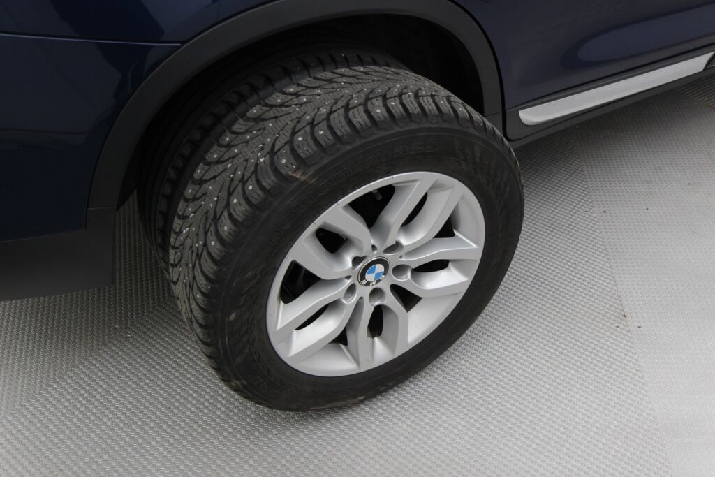 BMW X3 2014 F25 xDrive20d TwinPower Turbo A / HiFi / Nahat / Kamera / Vetokoukku