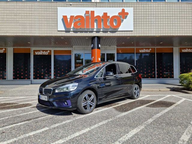 BMW 218 2015