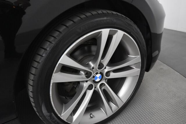 BMW 118 2015 F20 Hatchback 118i A Business / Led-valot / Tutkat takana / Urheiluistuimet