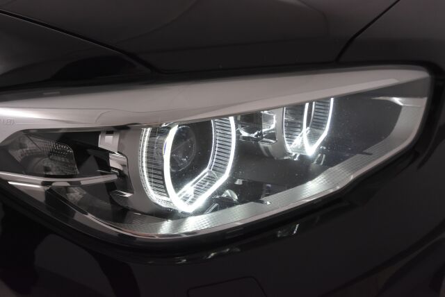 BMW 118 2015 F20 Hatchback 118i A Business / Led-valot / Tutkat takana / Urheiluistuimet