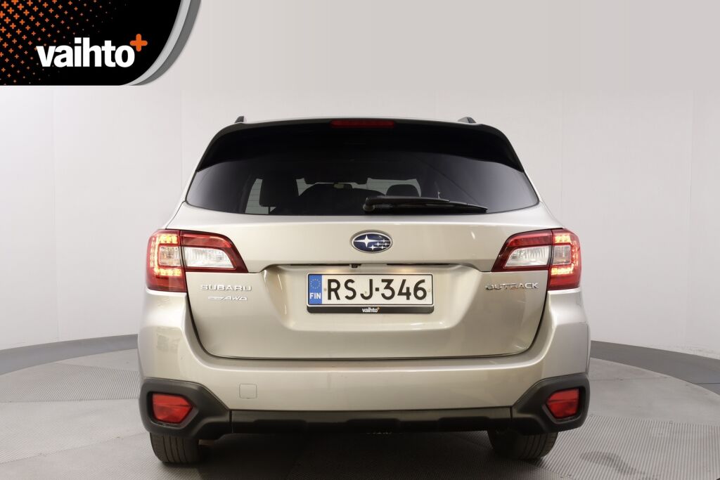 Subaru Outback 2015 2,5i Summit CVT / 1-Omisteinen / ACC / Harman & Kardon / Nahkaverhoilu / Navigointi / Peruutuskamera