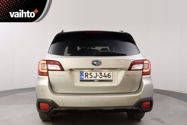 Subaru Outback 2015 2,5i Summit CVT / 1-Omisteinen / ACC / Harman & Kardon / Nahkaverhoilu / Navigointi / Peruutuskamera
