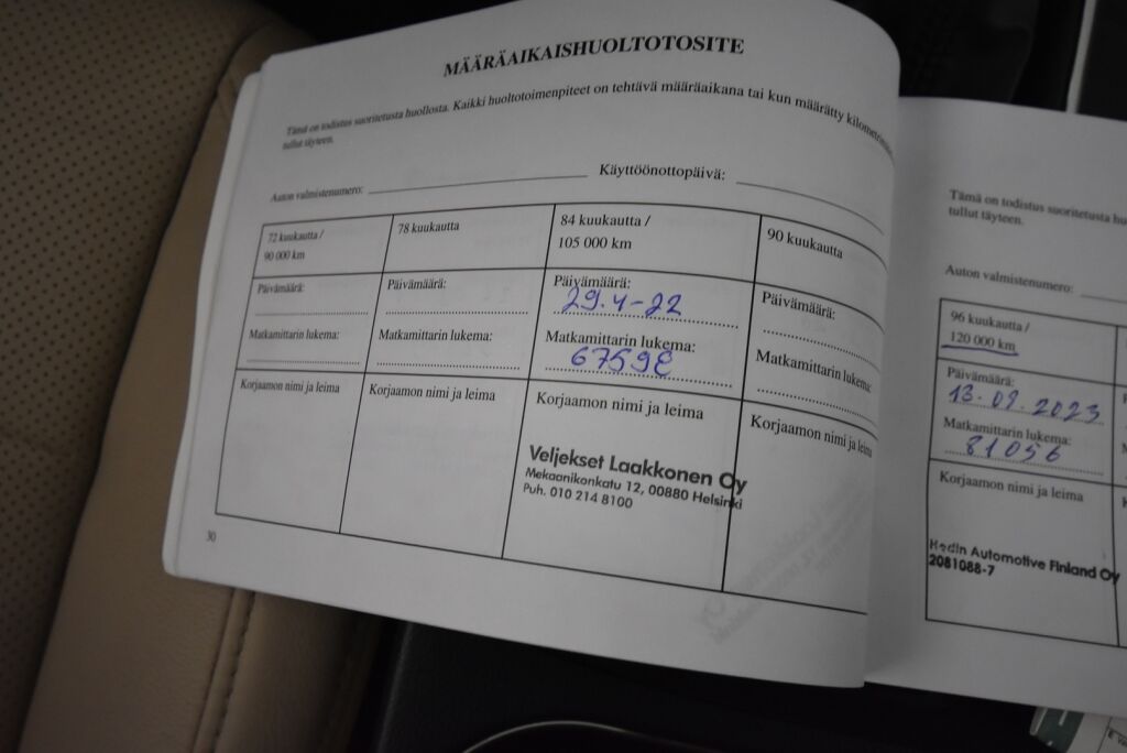 Subaru Outback 2015 2,5i Summit CVT / 1-Omisteinen / ACC / Harman & Kardon / Nahkaverhoilu / Navigointi / Peruutuskamera