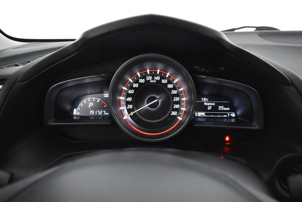 Mazda 3 2015 5HB 2,0 (120) SKYACTIV-G Premium Plus 6AT 5ov BP2 / Vakkari / Moottorilämmitin / Takatutka
