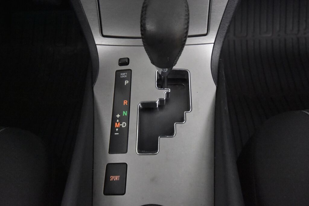 Toyota Avensis 2010 1,8 Valvematic Sol Edition 4ov Multidrive S / JUURI TULLUT / Suomiauto / Vakionopeudensäädin