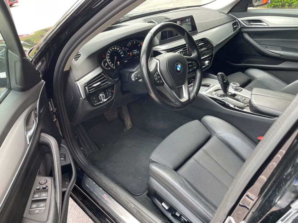 BMW 530 2017 G31 Touring 530d A xDrive Business / TULOSSA TAMPEREELLE