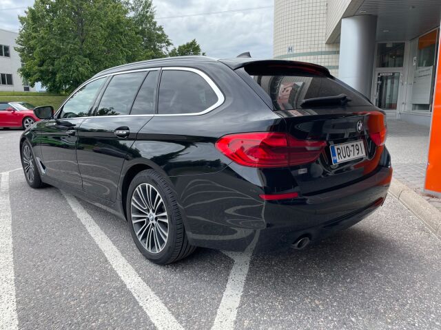 BMW 530 2017 G31 Touring 530d A xDrive Business / TULOSSA TAMPEREELLE