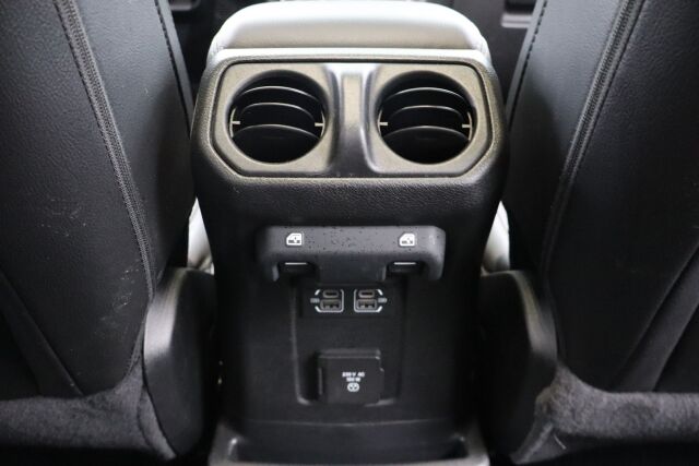 Jeep Wrangler 2021 Sahara 2.0 PHEV AT8 4x4 / Huippuhieno! / Avattava katto / Adap.vakkari / Nahat / BLIS / Etu ja taka kamera / Keyless / - RAHOITUS TÄHÄN AUTOON VAIN 3.99% - 