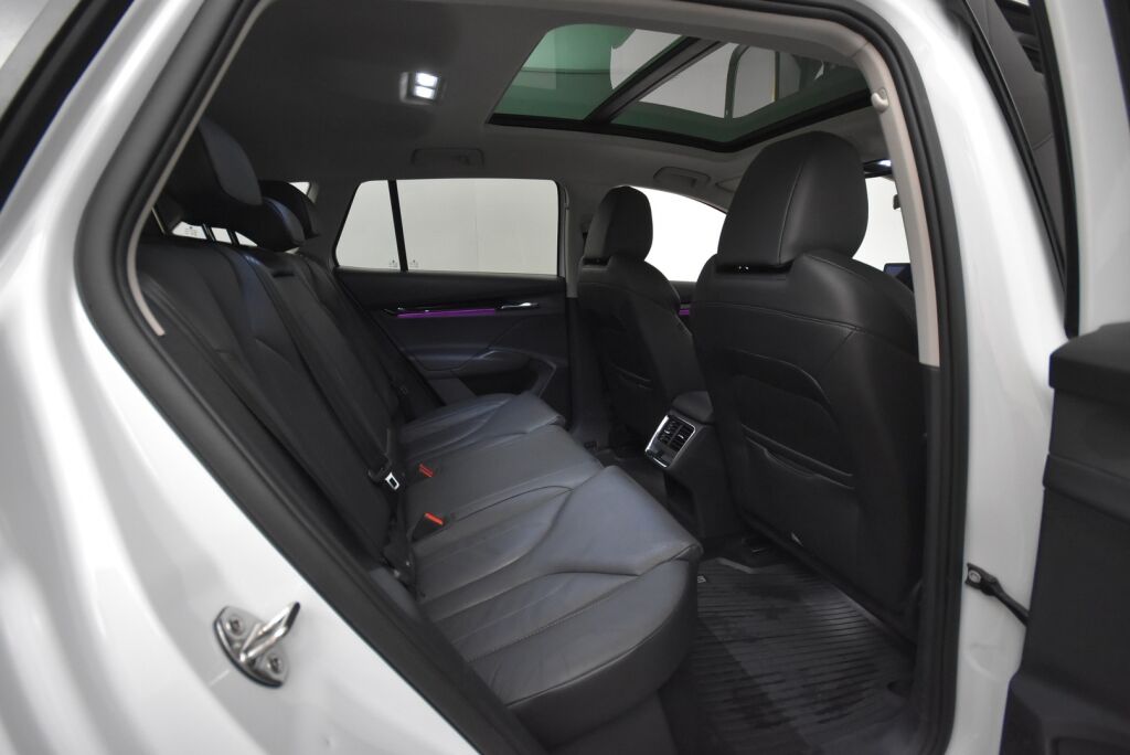 Skoda Enyaq 2023 80x 4x4 iV / Kamera / Lämpöpumppu / Panoraama / Ratinlämmitin / Nahkasisusta / ALV