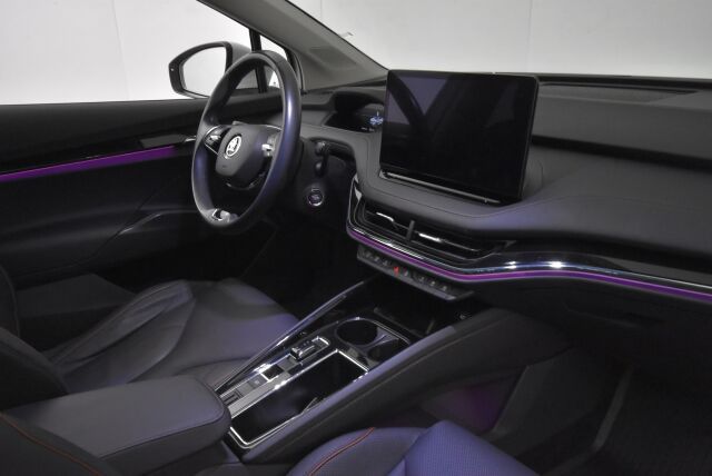 Skoda Enyaq 2023 80x 4x4 iV / Kamera / Lämpöpumppu / Panoraama / Ratinlämmitin / Nahkasisusta / ALV