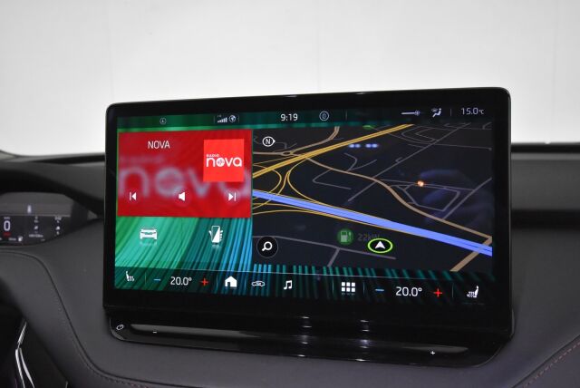 Skoda Enyaq 2023 80x 4x4 iV / Kamera / Lämpöpumppu / Panoraama / Ratinlämmitin / Nahkasisusta / ALV