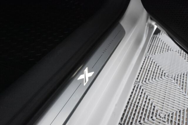 Seat Leon 2023 1,5 TGI 130 Style DSG / ACC / Kamera / KeylessGo / LED / Merkkihuollettu 6/25 viimeisin / Suomiauto