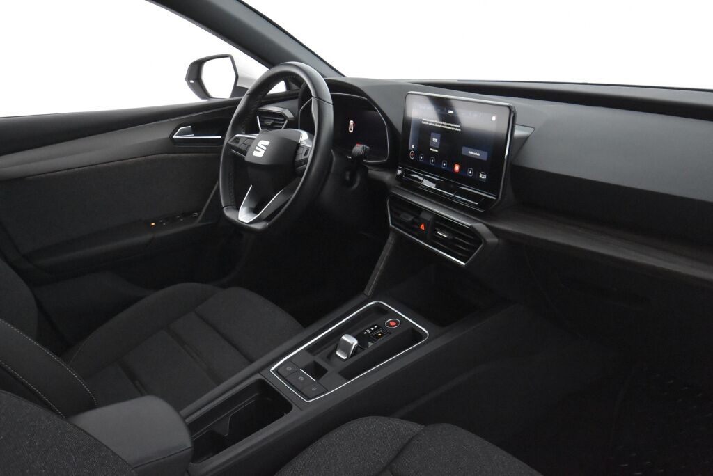 Seat Leon 2023 1,5 TGI 130 Style DSG / ACC / Kamera / KeylessGo / LED / Merkkihuollettu 6/25 viimeisin / Suomiauto