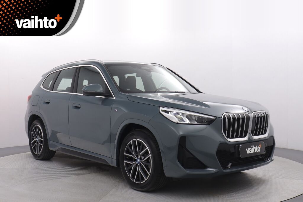 BMW X1 2023 U11 25e xDrive Charged Edition M Sport / Harman Kardon / Navi / Vetokoukku