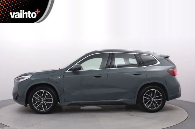 BMW X1 2023 U11 25e xDrive Charged Edition M Sport / Harman Kardon / Navi / Vetokoukku