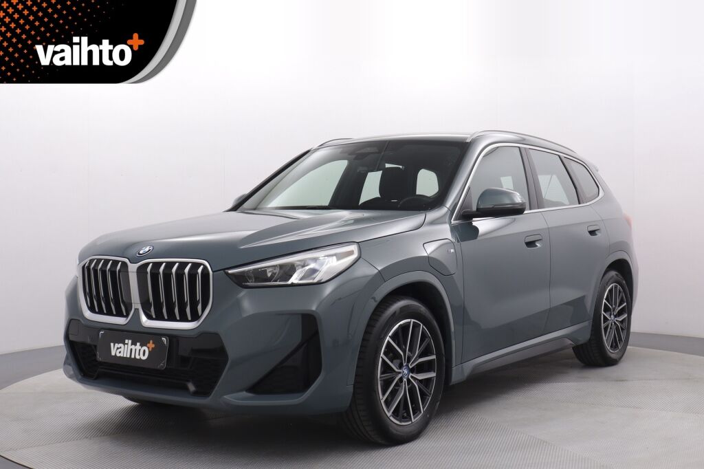 BMW X1 2023 U11 25e xDrive Charged Edition M Sport / Harman Kardon / Navi / Vetokoukku
