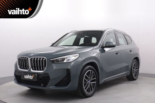 BMW X1 2023 U11 25e xDrive Charged Edition M Sport / Harman Kardon / Navi / Vetokoukku