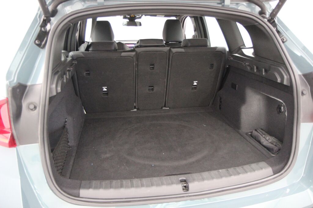 BMW X1 2023 U11 25e xDrive Charged Edition M Sport / Harman Kardon / Navi / Vetokoukku