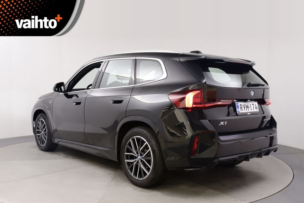 BMW X1 2023 U11 25e xDrive Charged Edition M Sport / Harman&Karon / Takuu 12/2025 / Koukku /