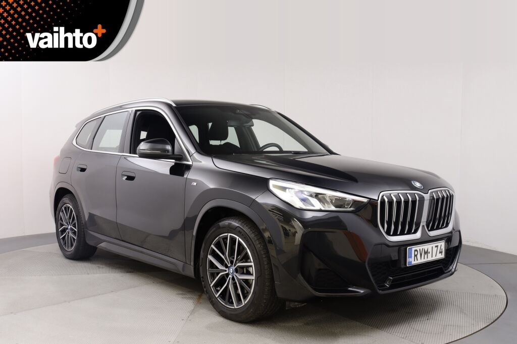 BMW X1 2023 U11 25e xDrive Charged Edition M Sport / Harman&Karon / Takuu 12/2025 / Koukku /