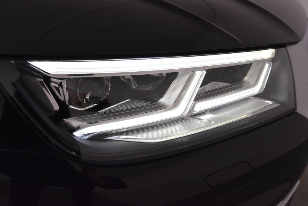 Audi Q5 2017 2,0 TDI 140 kW quattro S tronic / Webasto / Vetokoukku / Sport penkit