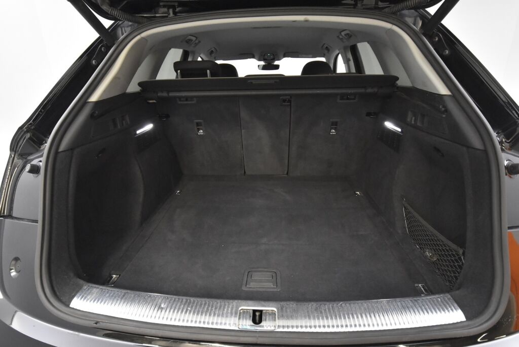 Audi Q5 2017 2,0 TDI 140 kW quattro S tronic / Webasto / Vetokoukku / Sport penkit