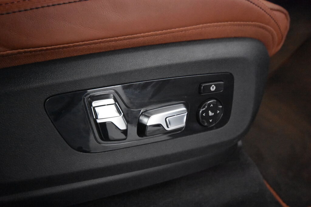 BMW X5 2024 G05 LCI xDrive50e M Sport Pro / Driving assistant Professional / Harman Kardon / Hieronta / 360 Kamerat / Soft Close