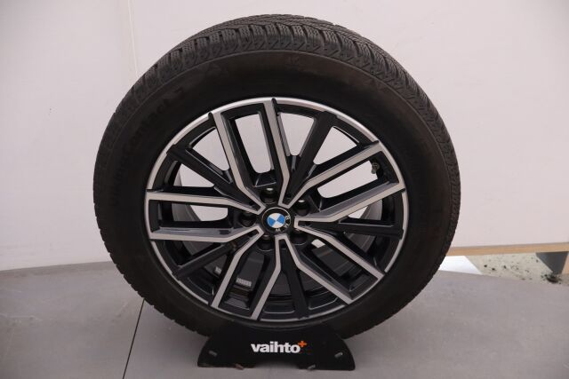 BMW iX1 2024 U11 20 eDrive Charged Edition / M-Sport / Tehdastakuu / Driving Assistant Professional / HUD / koukku / H&K / 360° /