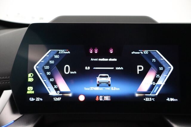 BMW iX1 2024 U11 20 eDrive Charged Edition / M-Sport / Tehdastakuu / Driving Assistant Professional / HUD / koukku / H&K / 360° /