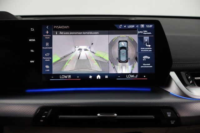 BMW iX1 2024 U11 20 eDrive Charged Edition / M-Sport / Tehdastakuu / Driving Assistant Professional / HUD / koukku / H&K / 360° /