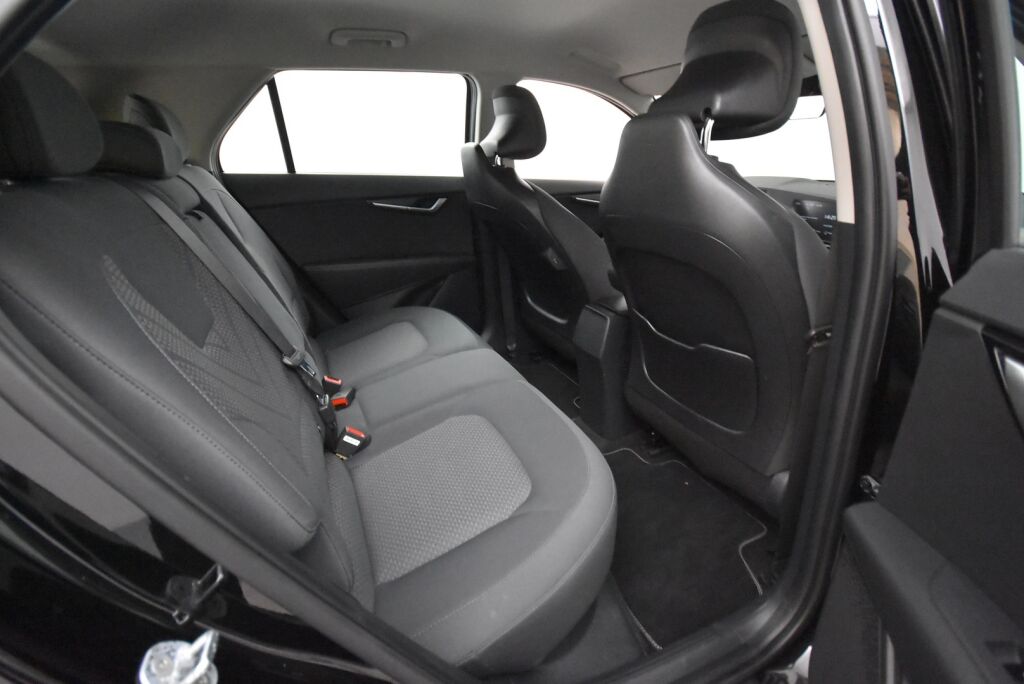 KIA NIRO 2023 EV 204hv  64 kWh / CCS / Adapt.vakionopeudensäädin / Kaistavahti / Ilmalämpöpumppu / Ratin lämmitys / Keyless Go - RAHOITUS TÄHÄN AUTOON VAIN 3.99% - 