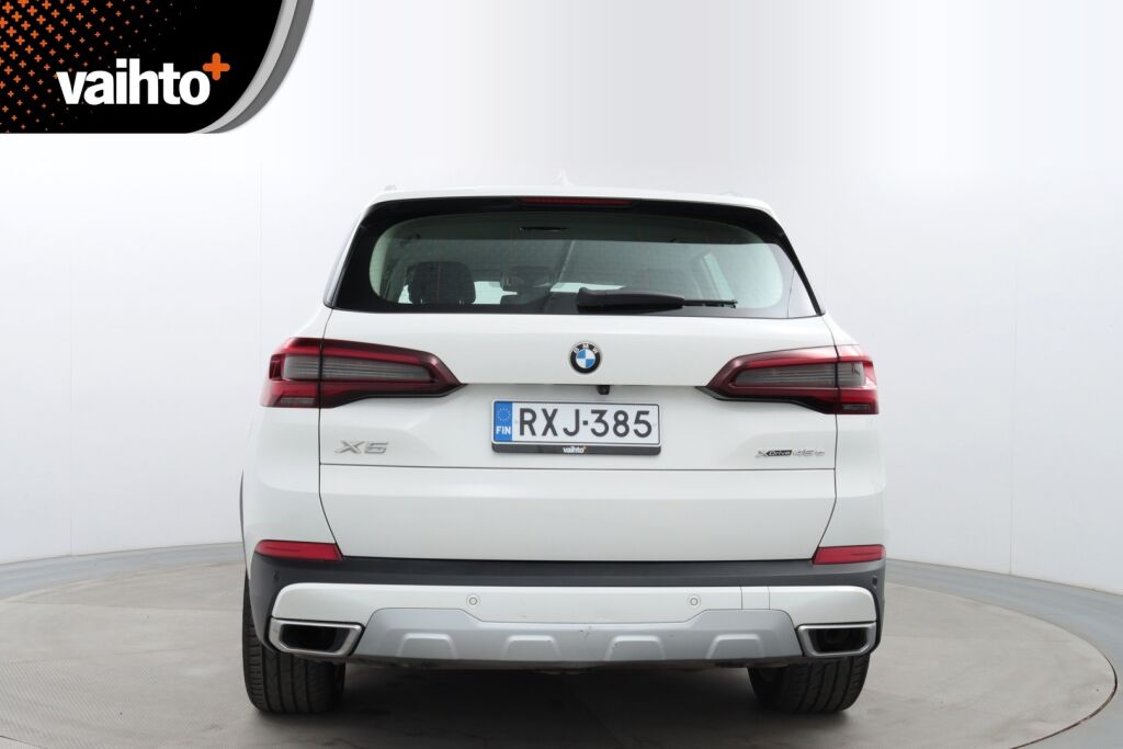 BMW X5 2020 G05 xDrive45e A / Huippuvarusteet! / Suomiauto / ACC / HUD / 360° / Laser / Tuuletetut Comfort-istuimet hieronnalla /