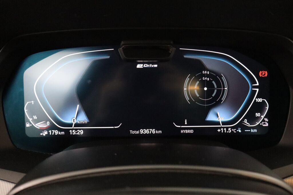 BMW X5 2020 G05 xDrive45e A / Huippuvarusteet! / Suomiauto / ACC / HUD / 360° / Laser / Tuuletetut Comfort-istuimet hieronnalla /