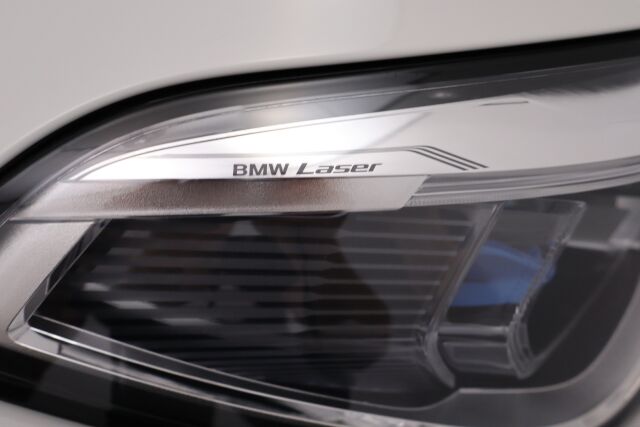 BMW X5 2020 G05 xDrive45e A / Huippuvarusteet! / Suomiauto / ACC / HUD / 360° / Laser / Tuuletetut Comfort-istuimet hieronnalla /