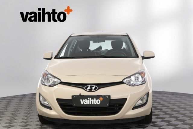 Hyundai i20 5d 2014 1,2 5MT Classic / Juuri huollettu / Ilmastointi / 1-om suomiauto