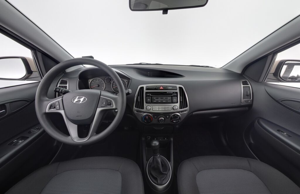 Hyundai i20 5d 2014 1,2 5MT Classic / Juuri huollettu / Ilmastointi / 1-om suomiauto