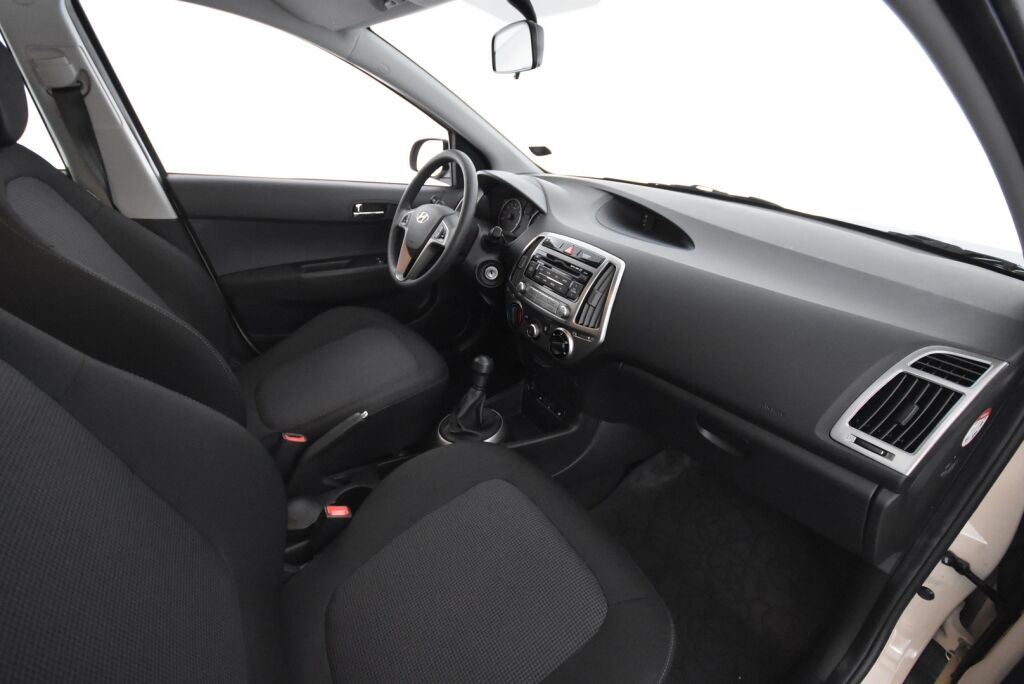 Hyundai i20 5d 2014 1,2 5MT Classic / Juuri huollettu / Ilmastointi / 1-om suomiauto