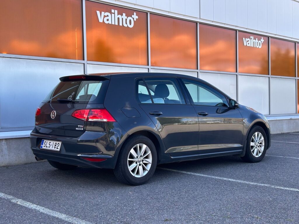 Volkswagen Golf 2014 Comfortline 1,6 TDI 77 kW (105 hv) BMT DSG-aut. 4-ov / Suomiauto / Juuri katsastettu / Lohko + sisälämmitin