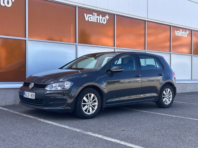 Volkswagen Golf 2014 Comfortline 1,6 TDI 77 kW (105 hv) BMT DSG-aut. 4-ov / Suomiauto / Juuri katsastettu / Lohko + sisälämmitin