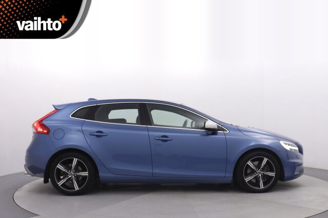 Volvo V40 2016 T3 R-Design aut / Suomiauto / Navi / Vetokoukku