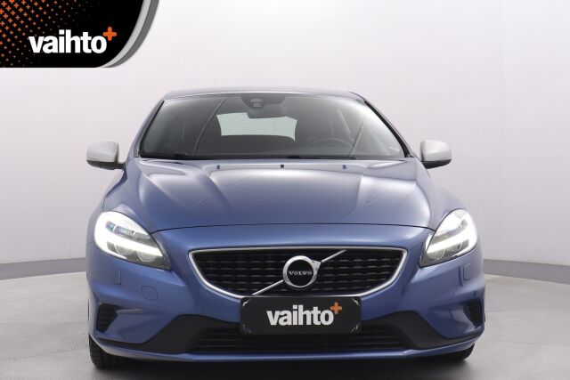 Volvo V40 2016 T3 R-Design aut / Suomiauto / Navi / Vetokoukku