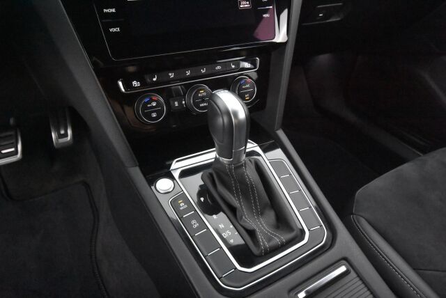 Volkswagen Arteon 2018 R-Line Limited Edition 1,5 TSI EVO 110 kW (150 hv) DSG / Webasto / Acc / Digimittari / Koukku / Navi / ErgoComfort