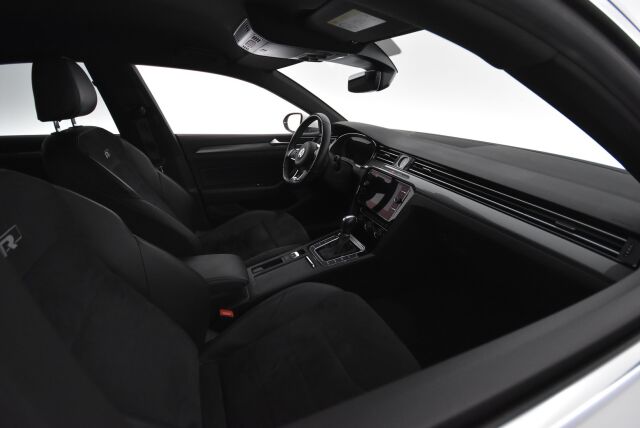 Volkswagen Arteon 2018 R-Line Limited Edition 1,5 TSI EVO 110 kW (150 hv) DSG / Webasto / Acc / Digimittari / Koukku / Navi / ErgoComfort