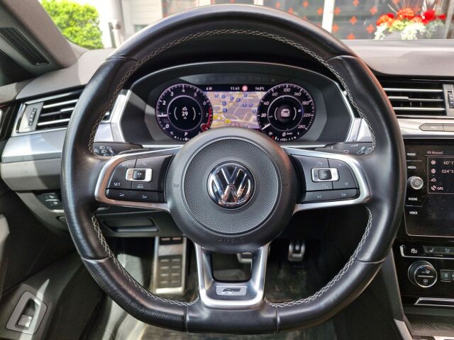 Volkswagen Arteon 2018 R-Line Limited Edition 1,5 TSI EVO 110 kW (150 hv) DSG / Webasto / Acc / Digimittari / Koukku / Navi / ErgoComfort