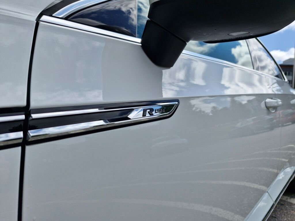 Volkswagen Arteon 2018 R-Line Limited Edition 1,5 TSI EVO 110 kW (150 hv) DSG / Webasto / Acc / Digimittari / Koukku / Navi / ErgoComfort