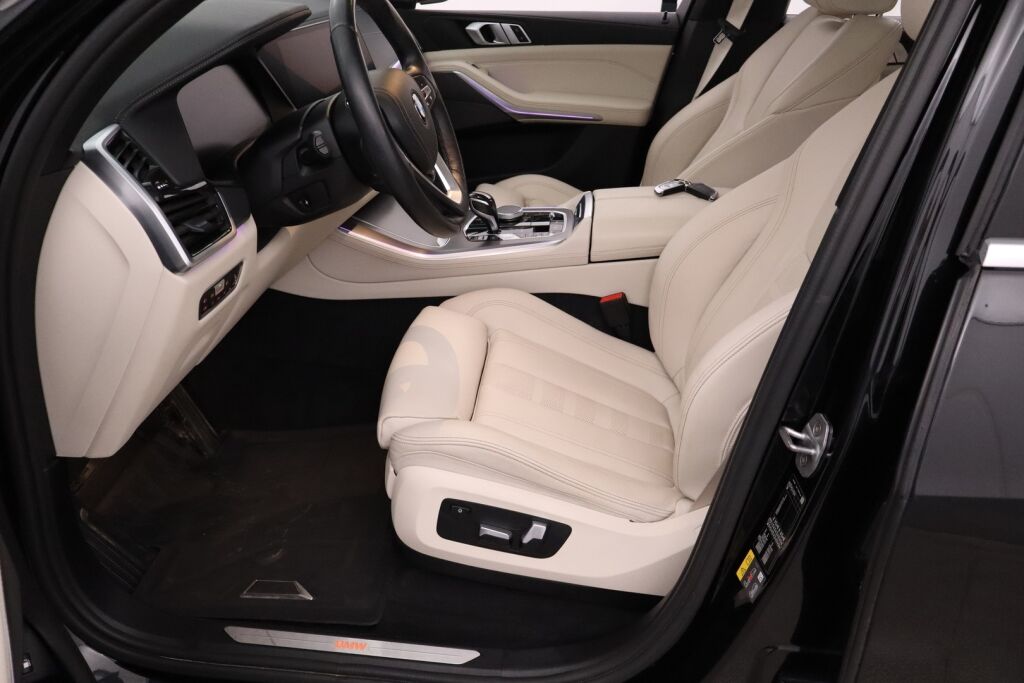 BMW X5 2020 G05 xDrive45e A / Laser-Led / Panorama / 360 kamera / Harman Kardon / Muistinahat / Navi /