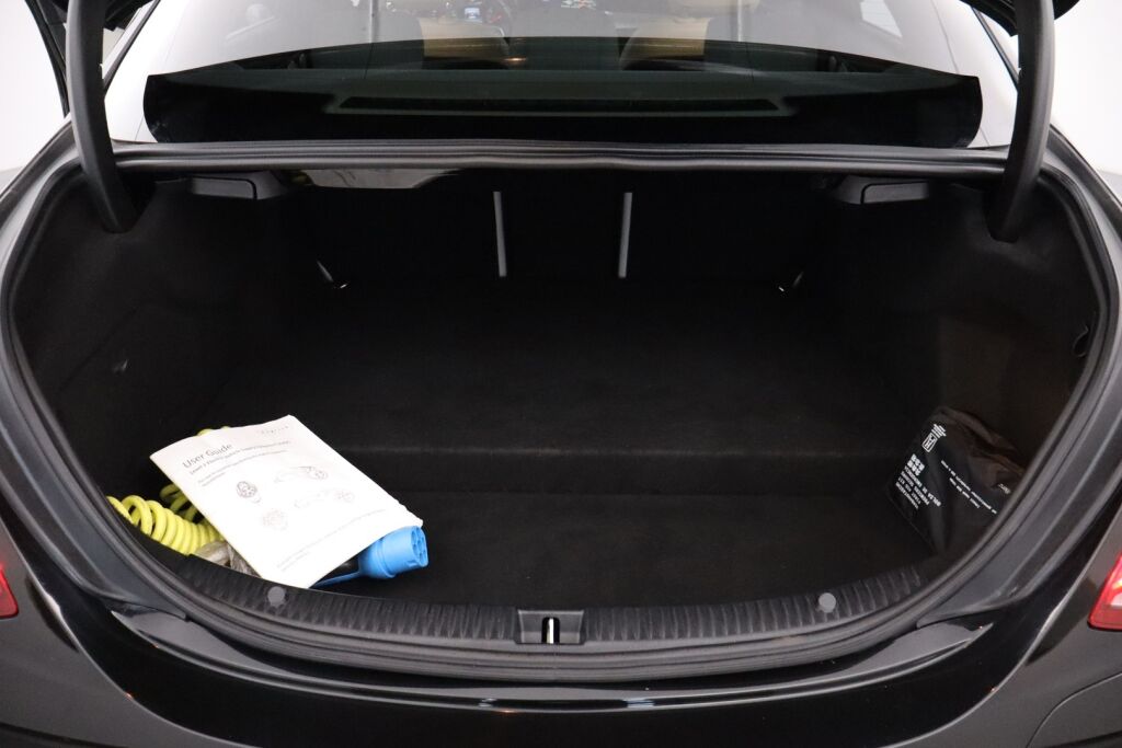 Mercedes-Benz C 2015 350 e A Premium Business / Adapt.Vakkari / HUD / BLIS / Burmester / Navi / Kattoluukku / - RAHOITUS TÄHÄN AUTOON VAIN 3.99% - 
